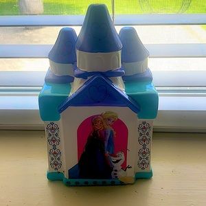 Frozen Elsa and Anna Castle